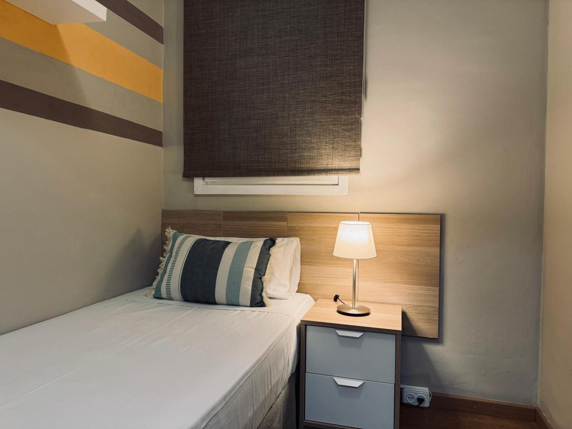Sweet Bcn Provenza Apartment Barcelona Bagian luar foto