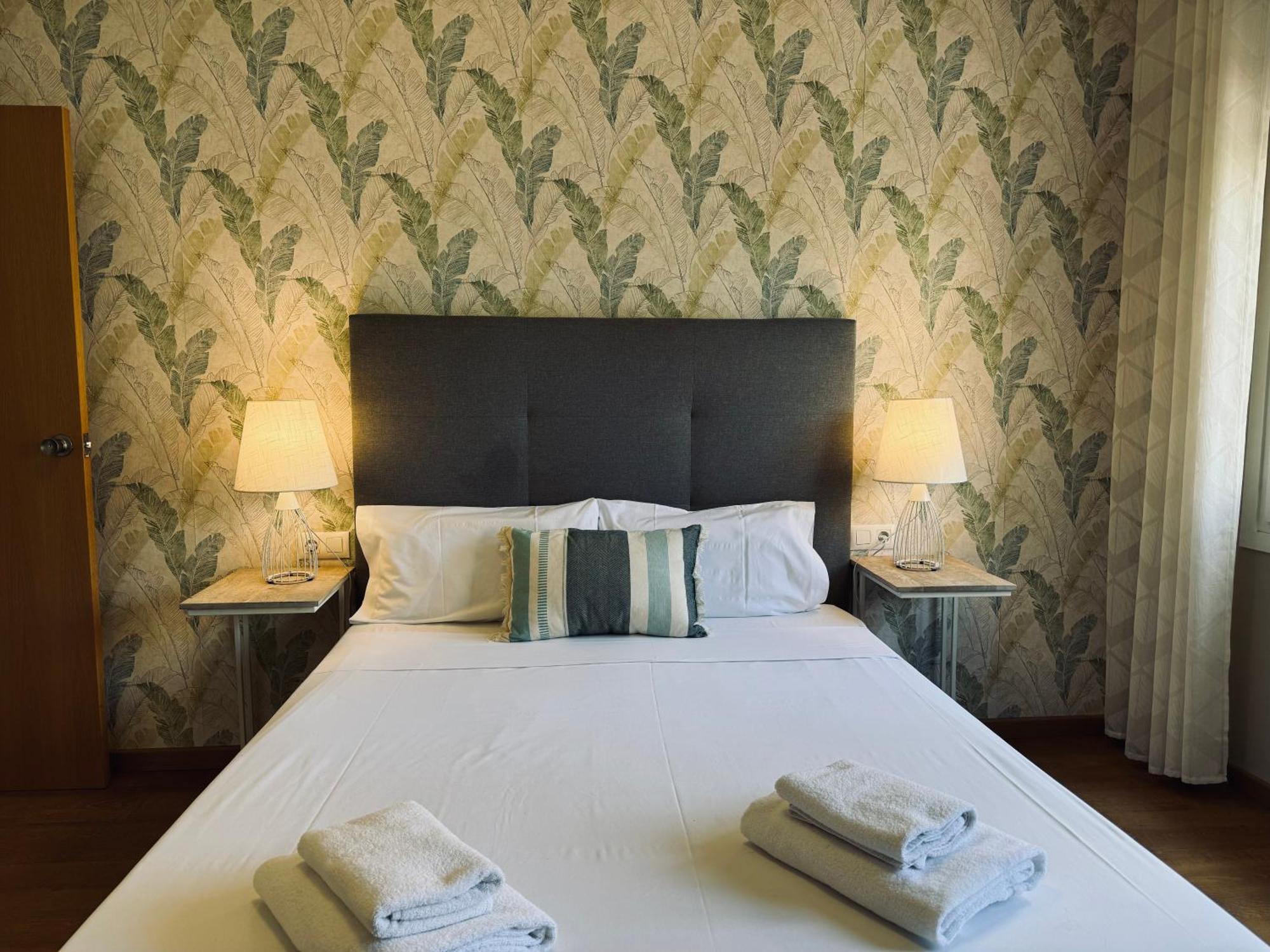 Sweet Bcn Provenza Apartment Barcelona Bagian luar foto